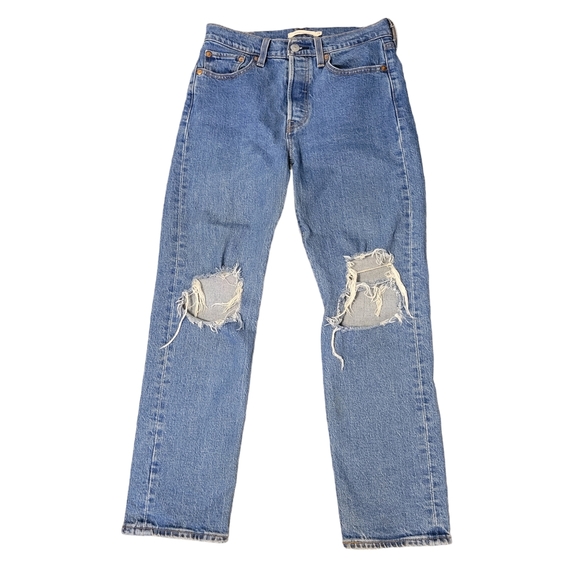 Levi's Wedgie Straight Distressed Jeans - Picture 1 of 7